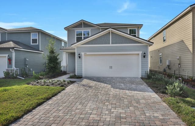 images-379 Blind Oak Circle