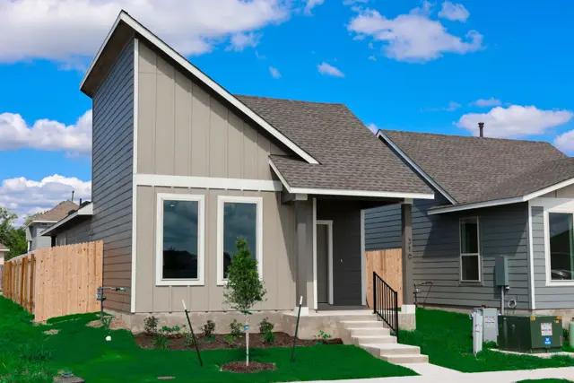 images-316 Witchhazel Way