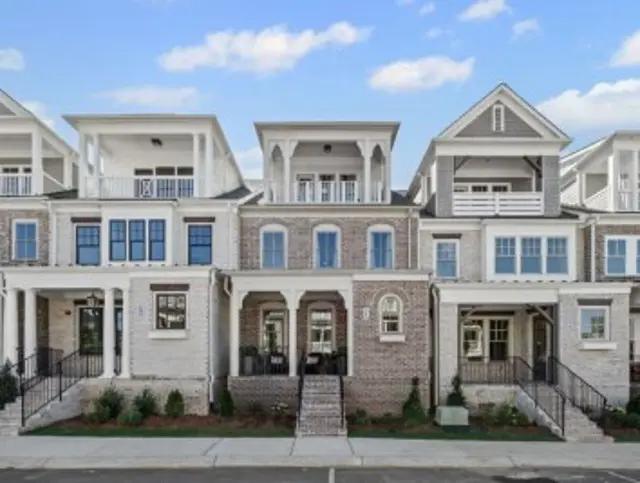 images-THE BARRINGTON