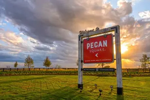 images-Pecan Square - Estates