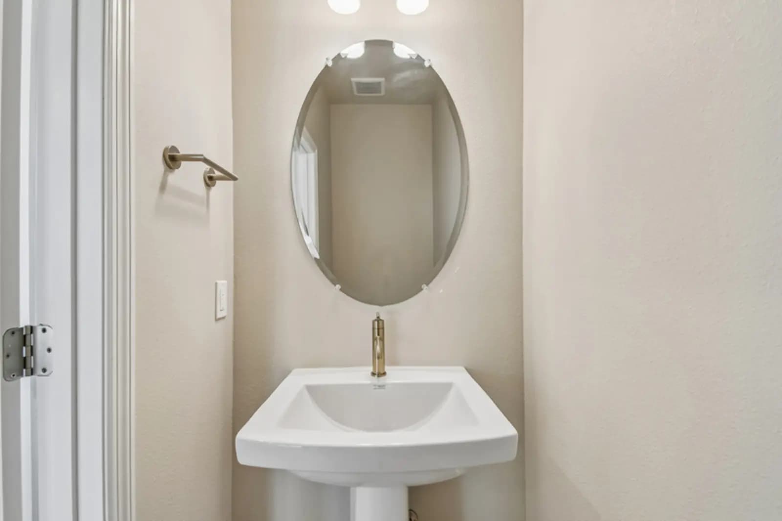 hero-image-3