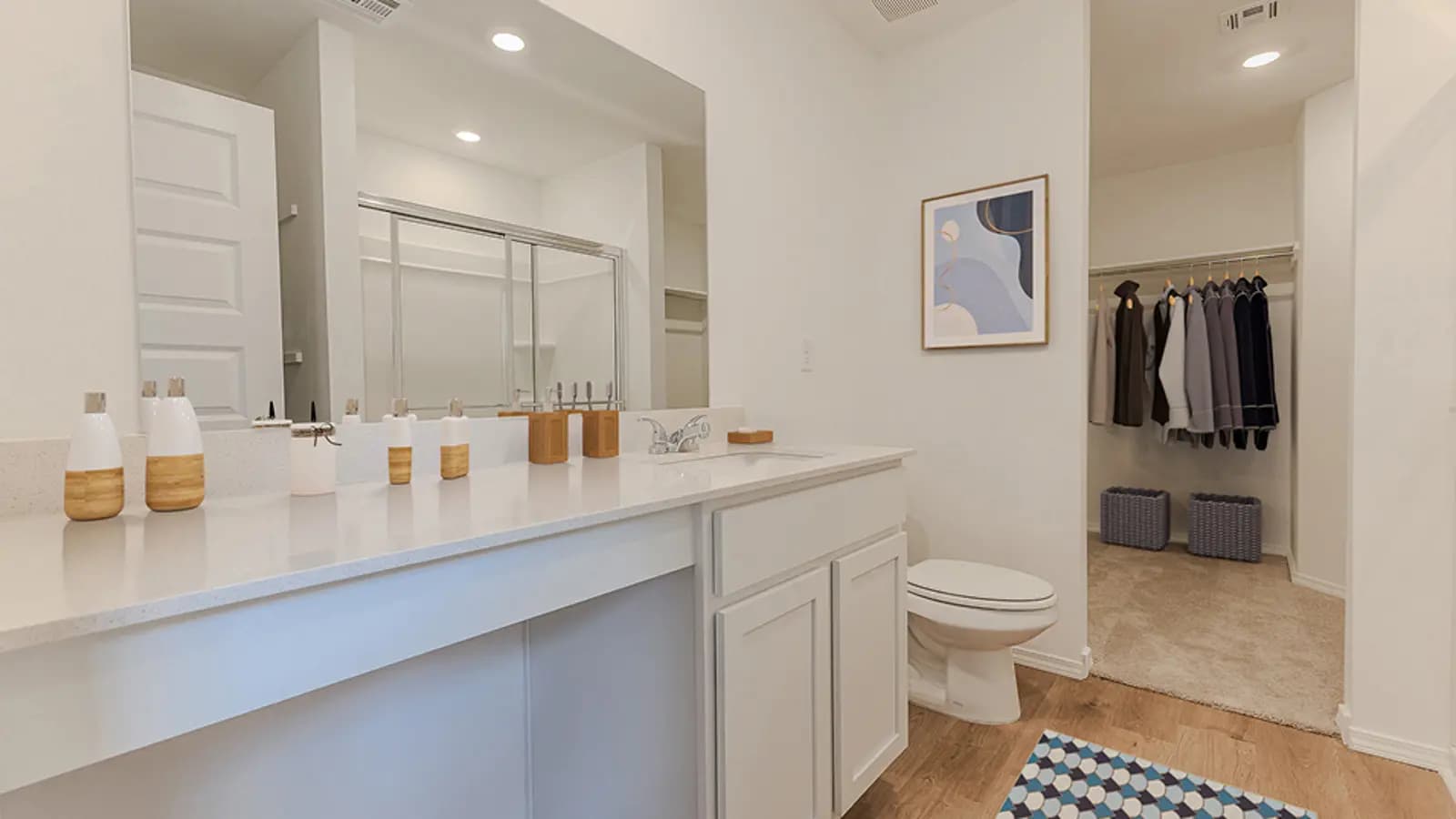 2026_05_25_03_56_06_2026_05_25_11_55_58_278_taylor_core_l660_pic_lowell_ii_owners_bath_1of2_f1.webp