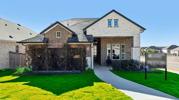 images-Crescent Bluff