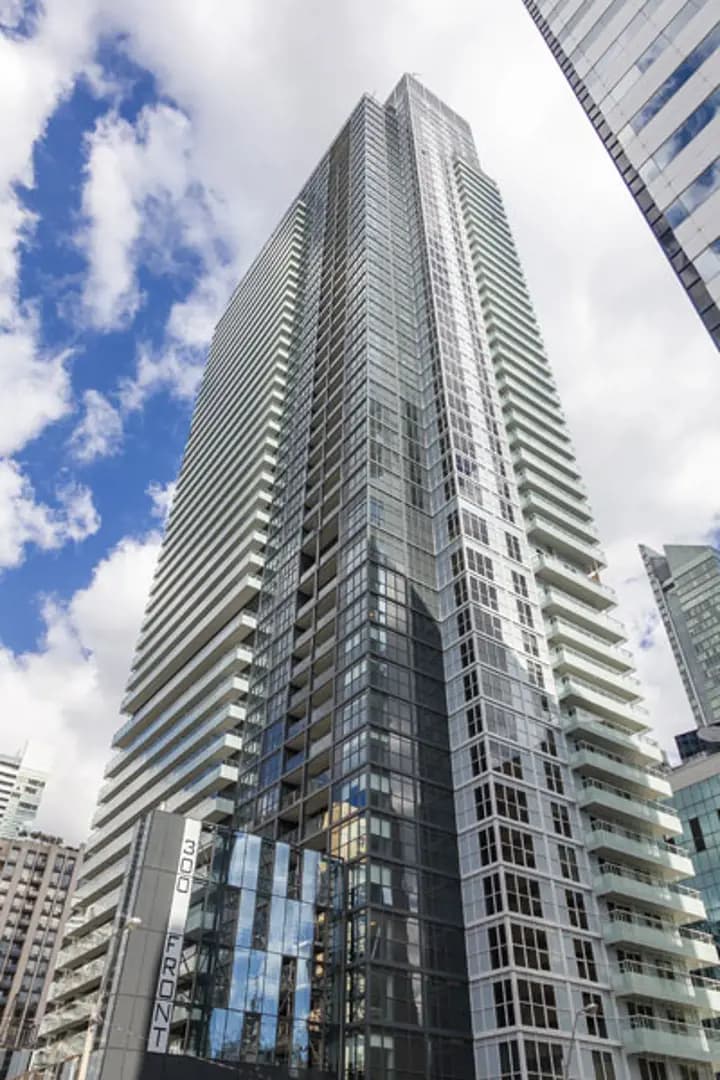 300 Front — image 81