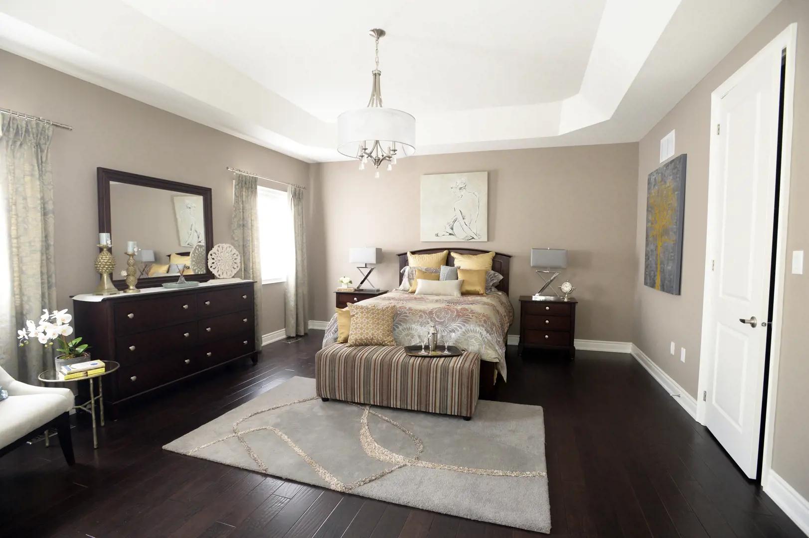 The Chateau Collection – image 6