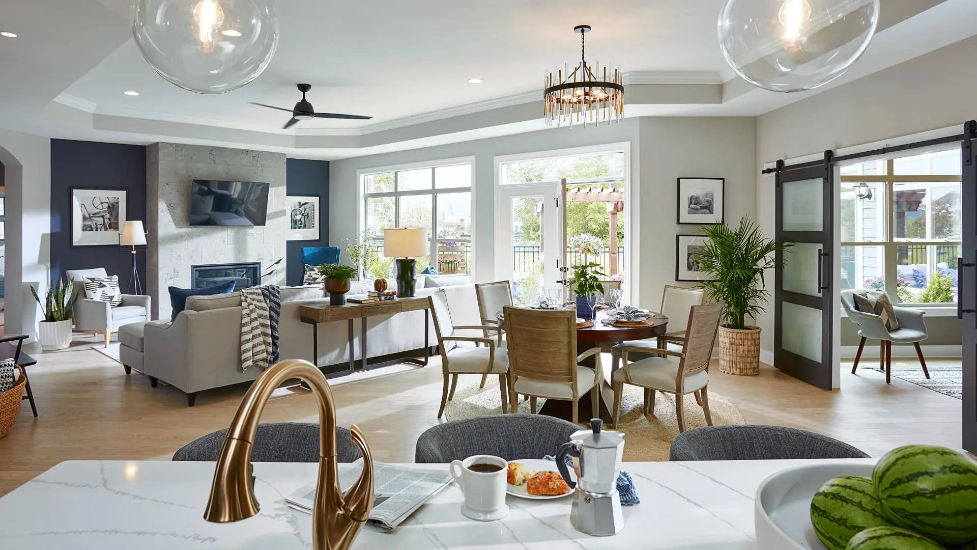 hero-image-10