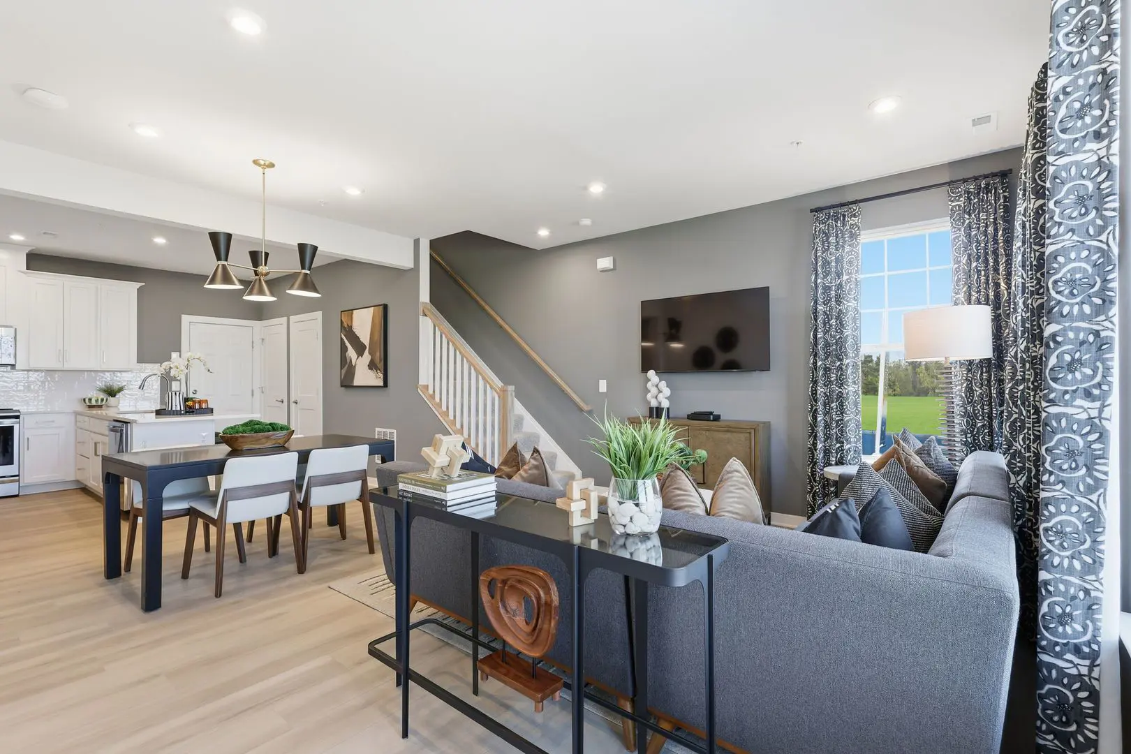 hero-image-23
