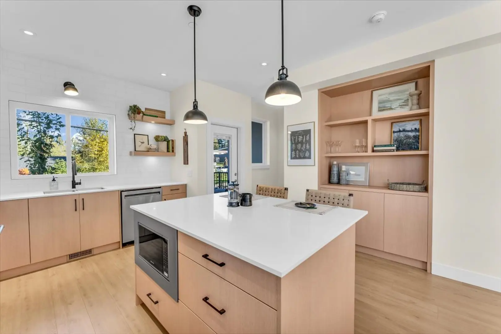 hero-image-17